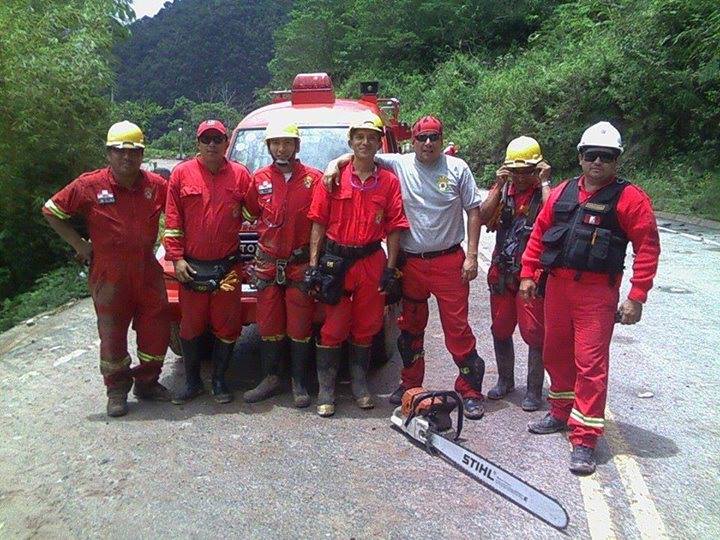 Bomberos en acción